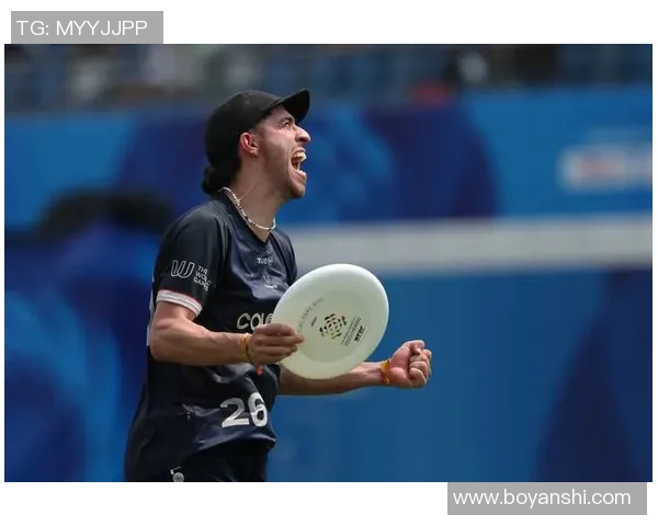 飞盘战术揭秘：成都飞盘队的进攻策略与团队协作分析