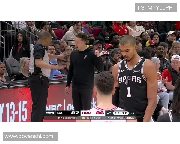 今天火箭对阵马刺精彩比赛录像回放及精彩瞬间分析