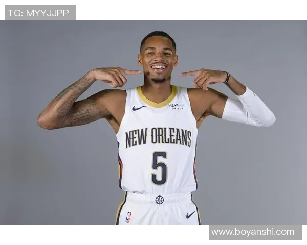 德章泰穆雷如何在NBA赛场上展现个人魅力与团队合作精神