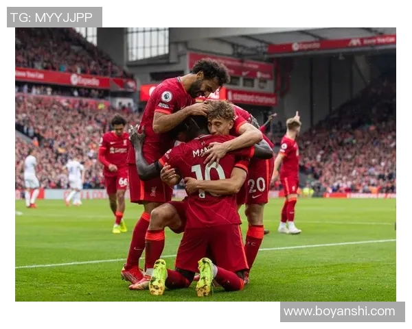 皇马与利物浦巅峰对决英文图标展现足球激情与荣耀