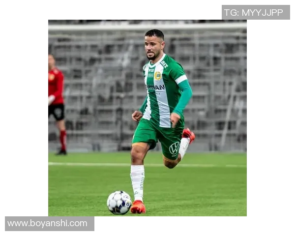 耶夫勒与瓦纳默的精彩对决揭示了现代足球战术的深刻变化与发展