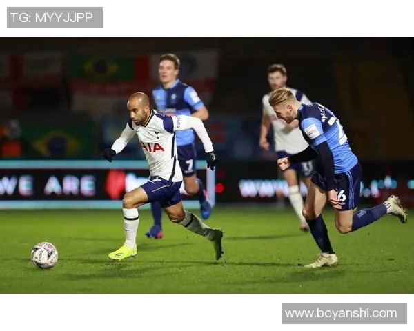 英超焦点战曼联对阵埃弗顿精彩比分回顾与赛后分析