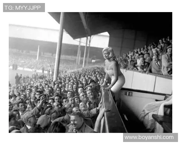 伯顿与曼斯菲尔德对决分析：谁能在这场较量中脱颖而出